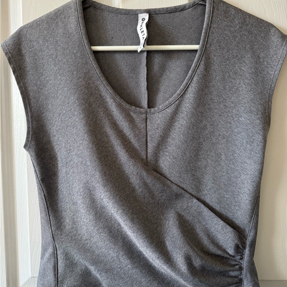 Athleta Tops - Athleta top, S, light gray, sleeveless scoopneck, shirred at waist one side NWOT